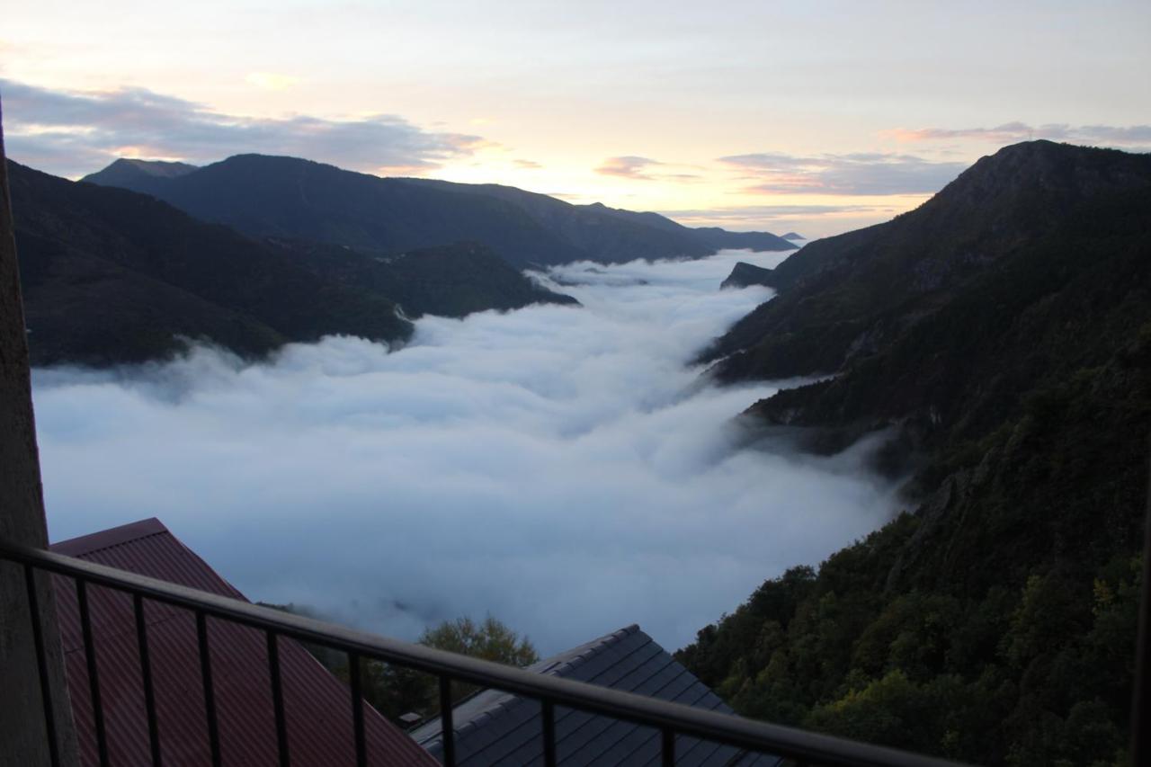 Auberge Lo Robur Roure Esterno foto